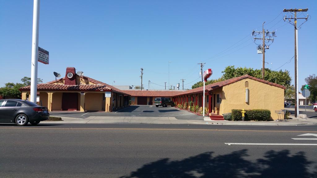 Slumber Motel Merced Buitenkant foto