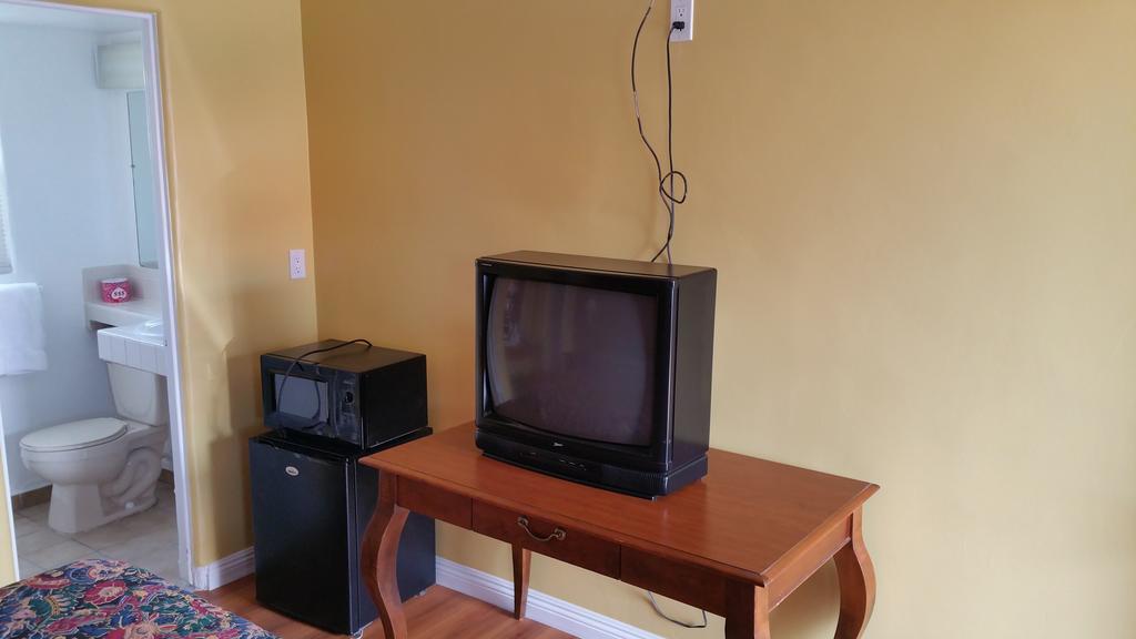 Slumber Motel Merced Kamer foto